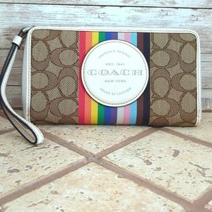 🌈Coach Rainbow Signature Wallet NWT🌈